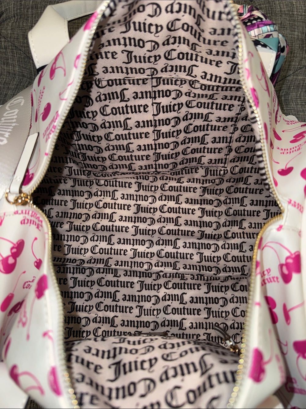 Juicy Couture Y2K Bag Pink Cherry On Top Logo Weekender Travel Duffle Bag NWT - Picture 14 of 17